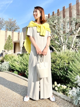 「リネンシャツ」｜「アイテム（オールインワン・サロペット）」を使った、misaさん（レディース・162cm）の春コーディネート