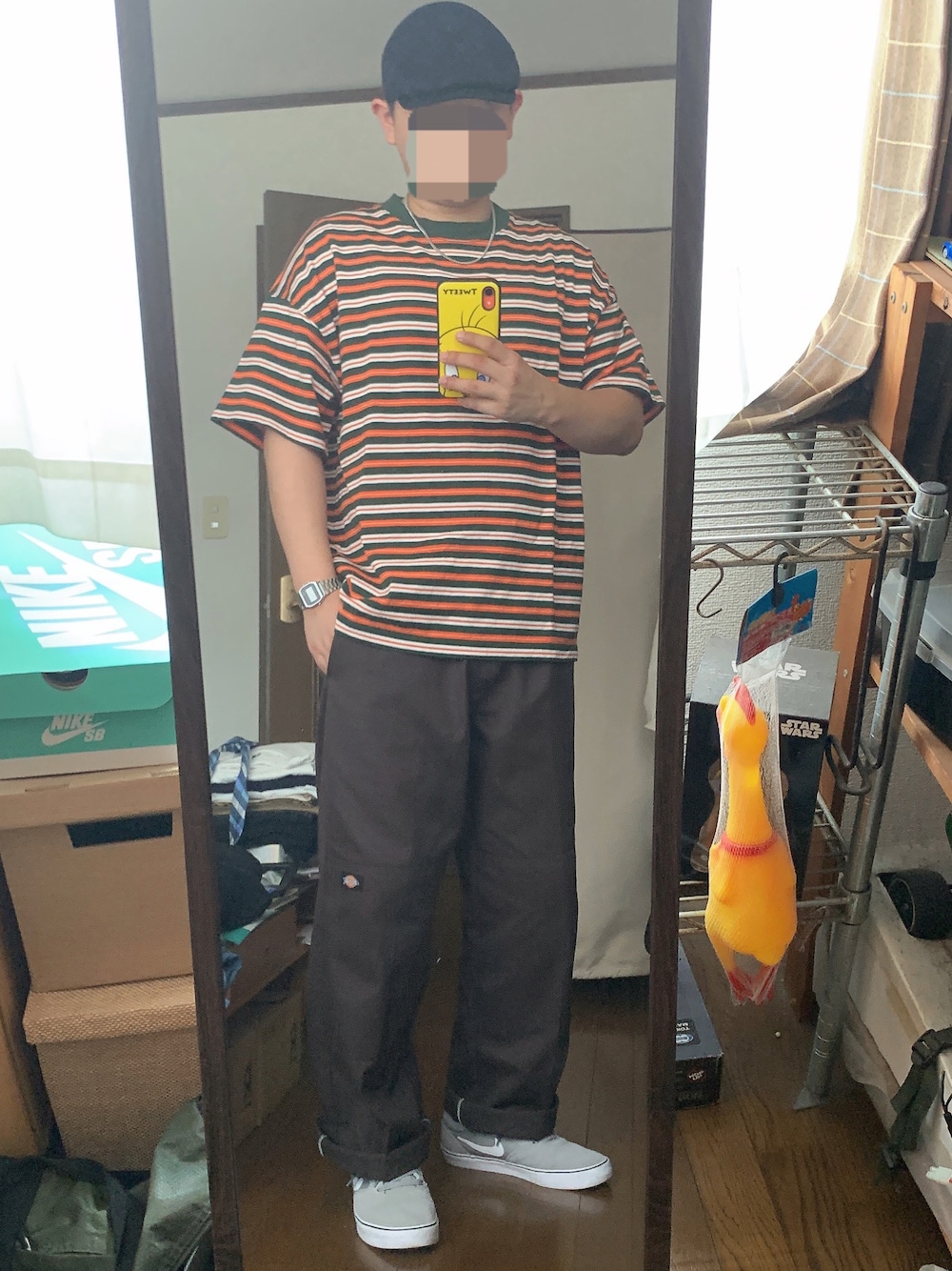 「ボーダー、NIKE、Dickies、ハンチング」｜「DickiesのDickies/ディッキーズ LOOSE FIT ダブルニー センタープレス ワークパンツ（チノパンツ、ブラウン系）」を使った、アスパラガスさん（メンズ・170cm）の夏コーディネートの1枚目の写真