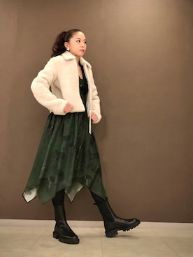 「アラフォーコーデ」｜「アイテム（その他アウター）」を使った、Zoeyさん（レディース・160cm）の秋コーディネート