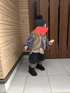 「ムートンブーツ」｜「アイテム（その他アウター）」を使った、ちえさん（キッズ・80cm）の冬コーディネート