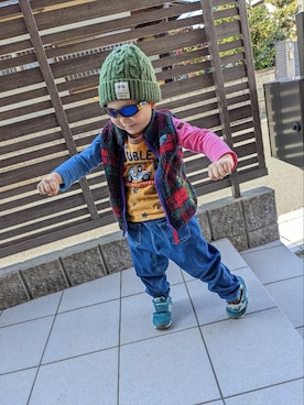 「DOUBLE_B（ダブルビー）のアイテム（トップス）」を使った、ちえさん（キッズ・80cm）の冬コーディネート