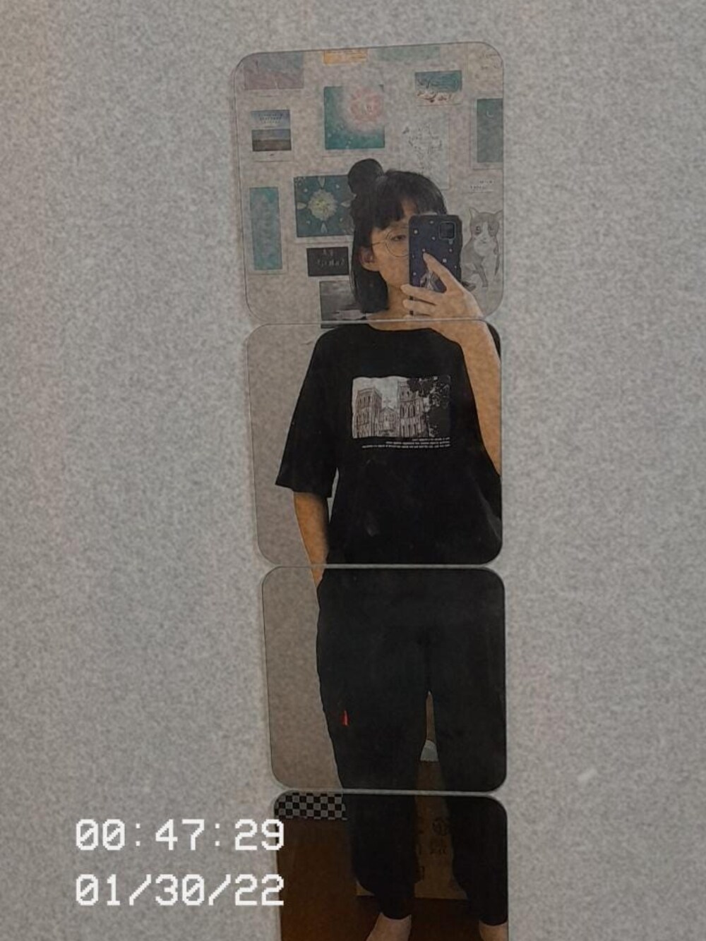 「短髪」｜「QUEEN SHOPのアイテム（Tシャツ/カットソー、ブラック系）」を使った、うさぎ🐰さん（レディース・147cm）の春コーディネートの1枚目の写真