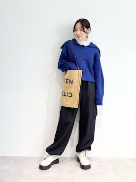 「アイテム（カーゴパンツ）」を使った、Miku Sugimotoさん（レディース・158cm）の秋コーディネート