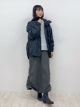 「アイテム（マウンテンパーカー）」を使った、まりえってぃ【個性派マニッシュ】さん（レディース・156cm・20代）の春コーディネート