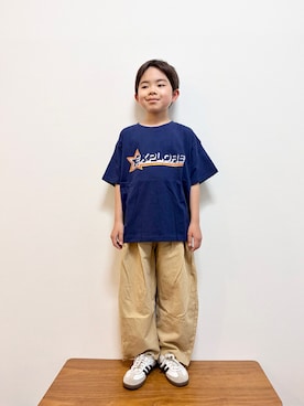 「PAIRMANON STREET（ペアマノンストリート）の【PAIRMANON STREET】 フロント タック ワイド ツイル パンツ（チノパンツ、ベージュ系）」を使った、892kiさん（キッズ・110cm）の夏コーディネート