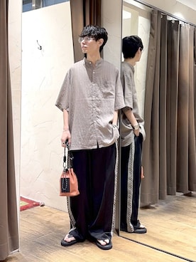 「niko and...（ニコアンド）のライトジャージトラックパンツ（その他パンツ、ブラック系）」を使った、daikinikoandさん（メンズ・169cm）の夏コーディネート