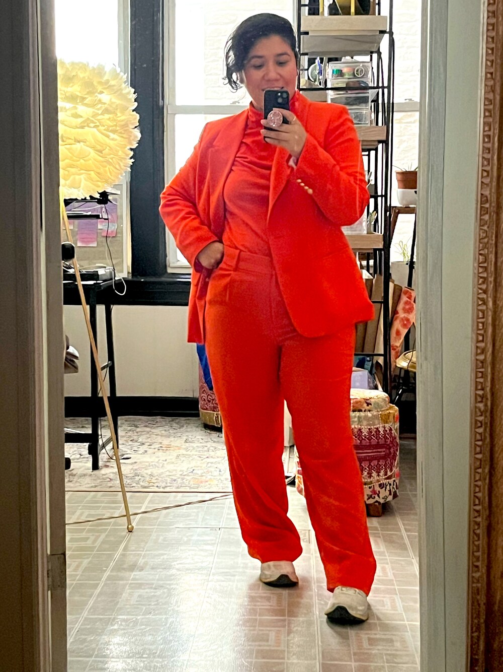 「jcrew、orange、Matching set、office style」｜「J.CREWのアイテム（テーラードジャケット、オレンジ系）」を使った、chrisara1さん（レディース・157cm）の秋コーディネートの1枚目の写真