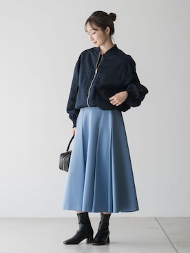 「アイテム（MA-1）」を使った、Rinaさん（レディース・164cm）の秋コーディネート