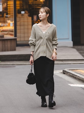 「FABIO RUSCONI（ファビオルスコーニ）のアイテム（ブーツ）」を使った、Rinaさん（レディース・164cm）の秋コーディネート