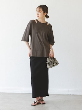 「LAOCOONTE（ラオコンテ）のアイテム（サンダル）」を使った、Rinaさん（レディース・164cm）の夏コーディネート