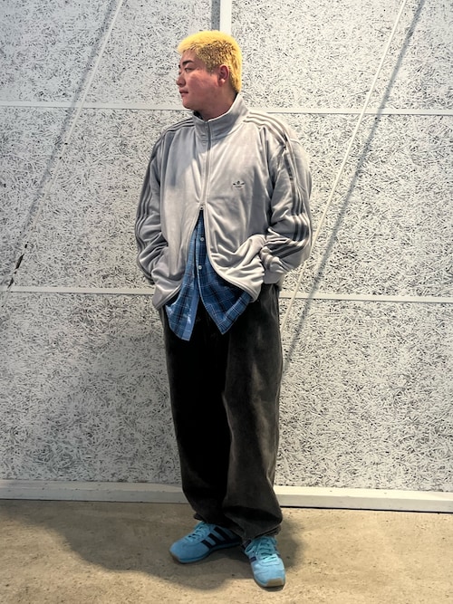 セール】ベロア トラックジャケット / ジャージ/ アディダスオリジナル