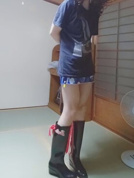 「アイテム（レインシューズ）」を使った、elinaさん（レディース・168cm・30代）の冬コーディネート