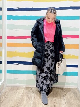 「SHOO・LA・RUE（シューラルー）の【洗濯機可/撥水】フェイクファーフード ロングダウン（ダウンジャケット/コート、ブラック系）」を使った、Peeさん（レディース・150cm）の冬コーディネート