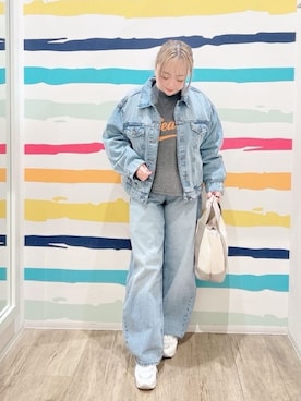 「SHOO・LA・RUE（シューラルー）の【SHOO・LA・RUE DENIM】羽織るだけでこなれる　オーバーサイズデニムジャケット（デニムジャケット、ブルー系）」を使った、Peeさん（レディース・150cm）の春コーディネート