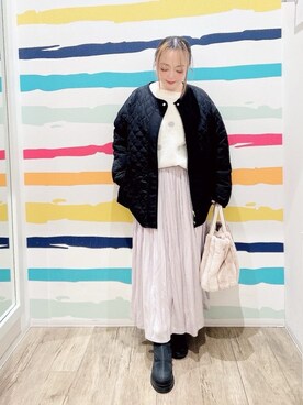 「SHOO・LA・RUE（シューラルー）の【洗濯機可/S-LL/撥水】ゴールドパーツで上品に 大人が着たい ノーカラーキルトジャケット（ノーカラージャケット、ブラック系）」を使った、Peeさん（レディース・150cm）の冬コーディネート