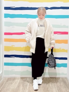 「SHOO・LA・RUE（シューラルー）の【洗濯機可/セットアップ可/毛玉になりにくい】心地よく穿ける ニットナロースカート（スカート、ブラック系）」を使った、Peeさん（レディース・150cm）の冬コーディネート