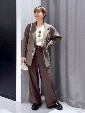 「アイテム（テーラードジャケット）」を使った、yun..さん（レディース・160cm・40代）の秋コーディネート