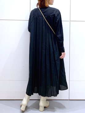 「プリーツ」｜「アイテム（シャツワンピース）」を使った、yun..さん（レディース・160cm）の秋コーディネート