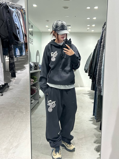 パーカー 「UNISEX」LMC／PUMA HOODIE（ウラケ） レディース メンズ セール】【UNISEX】LMC／PUMA HOODIE（ウラケ）（パーカー