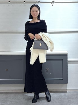 「アイテム（ノーカラージャケット）」を使った、mikusonvisさん（レディース・168cm・30代）の秋コーディネート