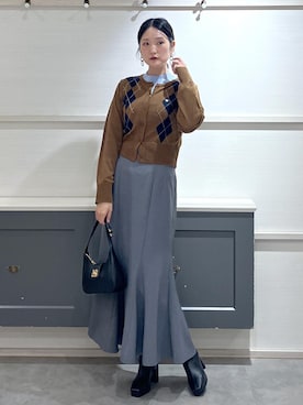 「アイテム（スカート）」を使った、mikusonvisさん（レディース・168cm・30代）の秋コーディネート