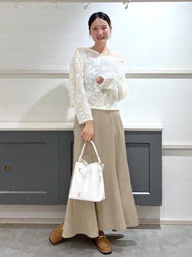 「アイテム（ピアス（両耳用））」を使った、mikusonvisさん（レディース・168cm・30代）の秋コーディネート