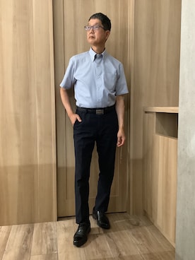 「TOKYO SHIRTS（トウキョウシャツ）の【吸水速乾】 形態安定ノンアイロン ドゥエボットーニ 半袖ビジネスワイシャツ（ビジネスシャツ、ブルー系）」を使った、TOKYOSHIRTSららぽーと安城店さん（メンズ・172cm）の夏コーディネート