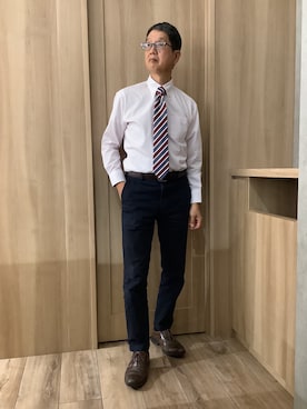 「TOKYO SHIRTS（トウキョウシャツ）の【吸水速乾】 形態安定ノンアイロン ボタンダウン 長袖ビジネスワイシャツ（ビジネスシャツ、ピンク系）」を使った、TOKYOSHIRTSららぽーと安城店さん（メンズ・172cm）の夏コーディネート