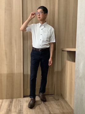「TOKYO SHIRTS（トウキョウシャツ）の【超形態安定】【吸水速乾】 形態安定ノンアイロン ボタンダウン 半袖ビジネスワイシャツ（ビジネスシャツ、ホワイト系）」を使った、TOKYOSHIRTSららぽーと安城店さん（メンズ・172cm）の夏コーディネート