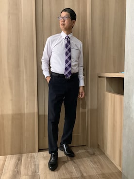 「TOKYO SHIRTS（トウキョウシャツ）の【超形態安定】【吸水速乾】 形態安定ノンアイロン ボタンダウン 長袖ビジネスワイシャツ（ビジネスシャツ、パープル系）」を使った、TOKYOSHIRTSららぽーと安城店さん（メンズ・172cm）の夏コーディネート