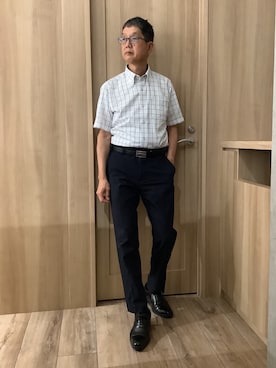 「TOKYO SHIRTS（トウキョウシャツ）の【吸水速乾】 形態安定ノンアイロン ボタンダウン 半袖ビジネスワイシャツ（ビジネスシャツ、ブルー系）」を使った、TOKYOSHIRTSららぽーと安城店さん（メンズ・172cm）の夏コーディネート