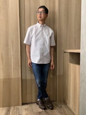 「TOKYO SHIRTS（トウキョウシャツ）のカジュアルシャツ フレンチブルドッグ刺繍 オックスフォードシャツ ボタンダウン 綿100% 半袖 メンズ（ポロシャツ、レッド系）」を使った、TOKYOSHIRTSららぽーと安城店さん（メンズ・172cm）の夏コーディネート