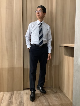 「TOKYO SHIRTS（トウキョウシャツ）の【超形態安定】【吸水速乾】 形態安定ノンアイロン ボタンダウン 長袖ビジネスワイシャツ（ビジネスシャツ、ブルー系）」を使った、TOKYOSHIRTSららぽーと安城店さん（メンズ・172cm）の夏コーディネート