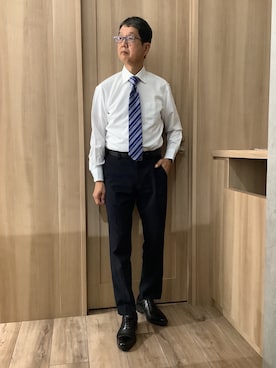 「TOKYO SHIRTS（トウキョウシャツ）の【吸水速乾】【COFREX】 形態安定ノンアイロン ワイド 長袖ビジネスワイシャツ（ビジネスシャツ、ホワイト系）」を使った、TOKYOSHIRTSららぽーと安城店さん（メンズ・172cm）の夏コーディネート