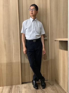 「TOKYO SHIRTS（トウキョウシャツ）の【吸水速乾】 形態安定ノンアイロン ボタンダウン 半袖ビジネスワイシャツ（ビジネスシャツ、グレー系）」を使った、TOKYOSHIRTSららぽーと安城店さん（メンズ・172cm）の夏コーディネート