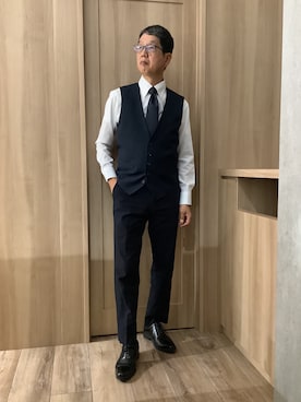 「TOKYO SHIRTS（トウキョウシャツ）の【超形態安定】【吸水速乾】 形態安定ノンアイロン スナップダウン 長袖ビジネスワイシャツ（ビジネスシャツ、ホワイト系）」を使った、TOKYOSHIRTSららぽーと安城店さん（メンズ・172cm）の夏コーディネート