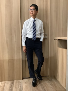 「TOKYO SHIRTS（トウキョウシャツ）の形態安定ノンアイロン ワイド 長袖ビジネスワイシャツ（ビジネスシャツ、ホワイト系）」を使った、TOKYOSHIRTSららぽーと安城店さん（メンズ・172cm）の夏コーディネート