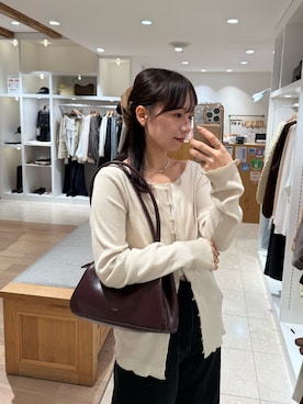 「mystic（ミスティック）のアイテム（ショルダーバッグ）」を使った、つゆちゃんさん（レディース・156cm）の秋コーディネート