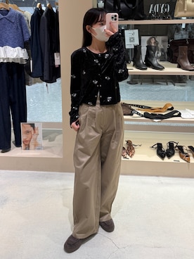 「mystic（ミスティック）のアイテム（その他パンツ）」を使った、つゆちゃんさん（レディース・156cm）の秋コーディネート