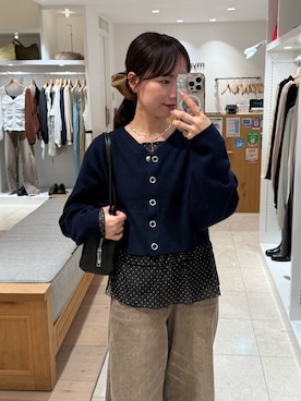 「アイテム（ヘアアクセサリー）」を使った、つゆちゃんさん（レディース・156cm）の秋コーディネート