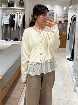 「アイテム（デニムパンツ）」を使った、つゆちゃんさん（レディース・156cm）の秋コーディネート