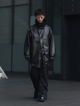 「ato（アトウ）のアイテム」を使った、Ryooさん（メンズ・170cm）の秋コーディネート