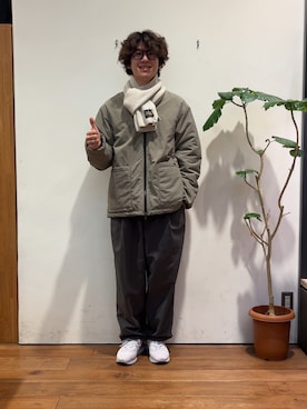 「アイテム（その他アウター）」を使った、みねいさん（メンズ・170cm・20代）の秋コーディネート