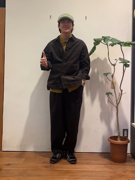 「URBAN RESEARCH DOORS（アーバンリサーチドアーズ）の『XLサイズ/WEB限定/仁村紗和さん着用』『UR TECH 200日ニット』シャツ カーディガン（カーディガン/ボレロ）」を使った、みねいさん（メンズ・170cm・20代）の秋コーディネート