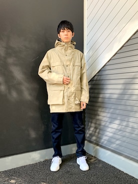 「SIERRA DESIGNS（シェラデザイン）のアイテム（マウンテンパーカー）」を使った、爽さん（メンズ・172cm）の冬コーディネート