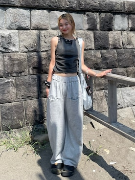 「アイテム（シュシュ）」を使った、うらのことこさん（レディース・165cm）の夏コーディネート