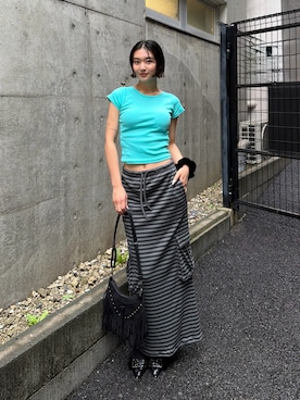 「WHO'S WHO gallery（フーズフーギャラリー）の【SLOPPY】 リブチビT（Tシャツ/カットソー、ブルー系）」を使った、うらのことこさん（レディース・165cm）の夏コーディネート