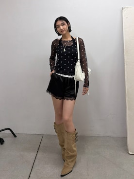 「WHO'S WHO gallery（フーズフーギャラリー）のスリーベルトカバーブーツ（ブーツ、ベージュ系）」を使った、うらのことこさん（レディース・165cm）の夏コーディネート