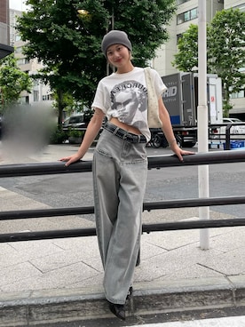 「WHO'S WHO gallery（フーズフーギャラリー）のスタッズベルト（ベルト）」を使った、うらのことこさん（レディース・165cm）の春コーディネート