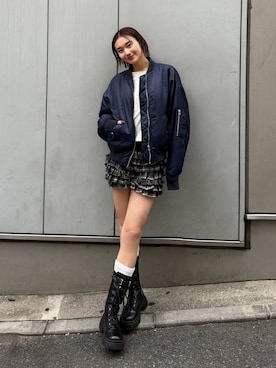 「アイテム（MA-1）」を使った、うらのことこさん（レディース・165cm）の秋コーディネート